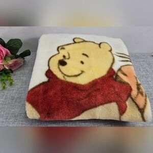 Vintage Winnie the Pooh Fleece Baby Blanket 31"x42" Tigger Piglet Butterflies